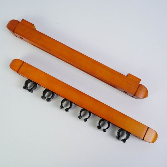 GR8 Billiards Wall Cue Rack Clip 6 Cues Maple