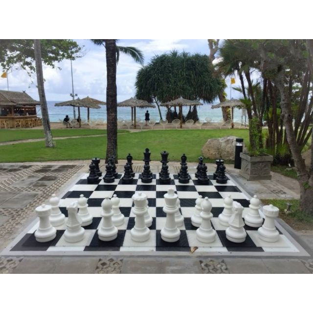 Outdoor Giant Chess Set 60cm 32 pieces