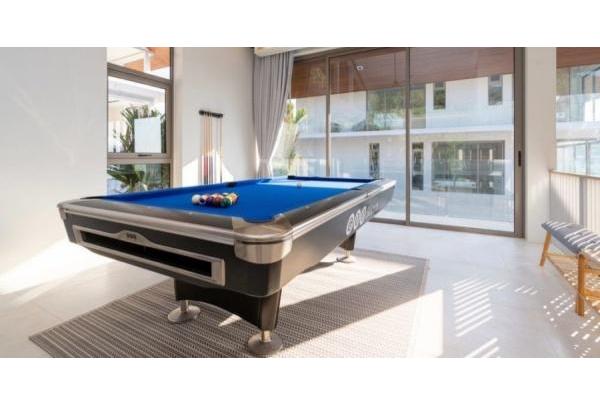 Finding the Right Fit: Understanding Standard Pool Table Sizes