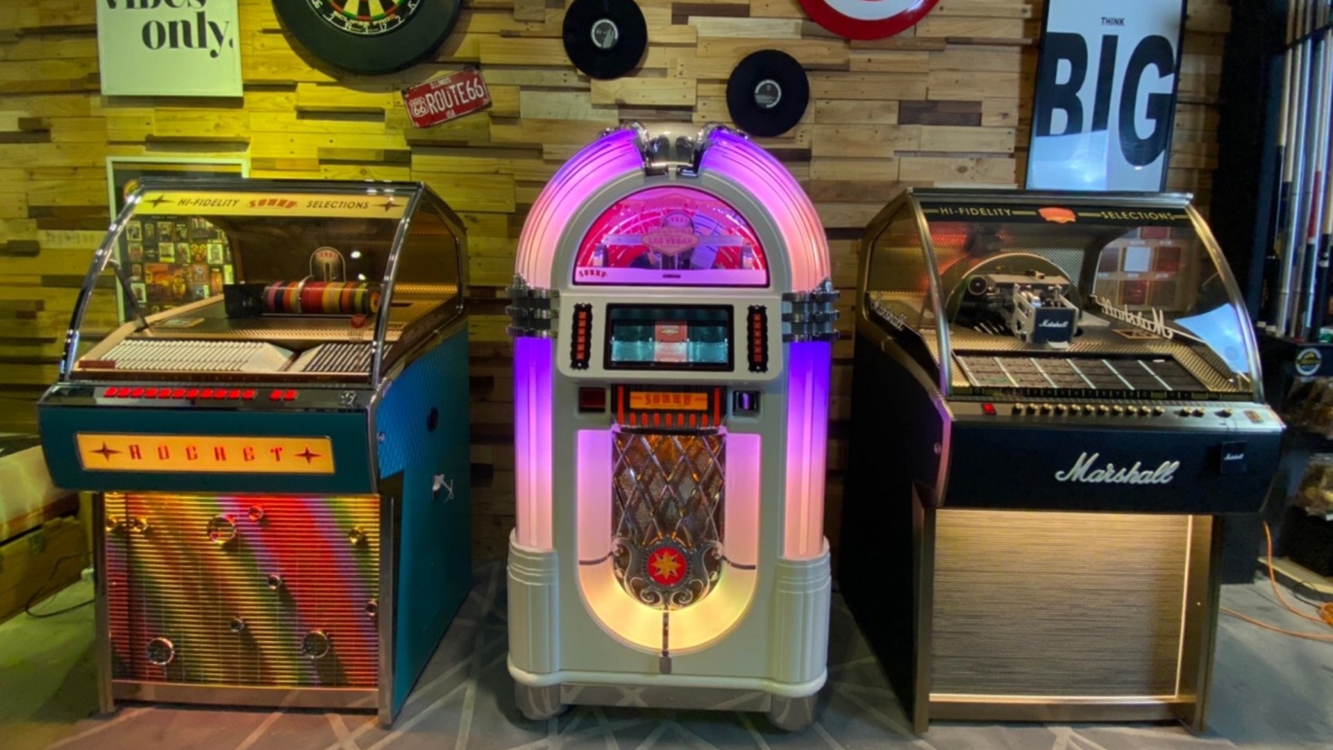 sound leisure jukebox at BPT